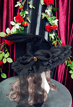 Halloween Victorian Witch Glamorous Hat Dark Goth Style Plush Bow and Chain Decorated Lace Ruffle Brim Steeple Hat Gothic Accessory