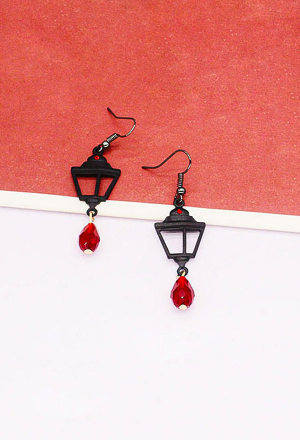 Gothic Punk 925 Sterling Silver Fish Hook Redstone Dangle Earrings Vintage Style Alloy Old Castle Decorated Earrings for Halloween Two pairs in Total