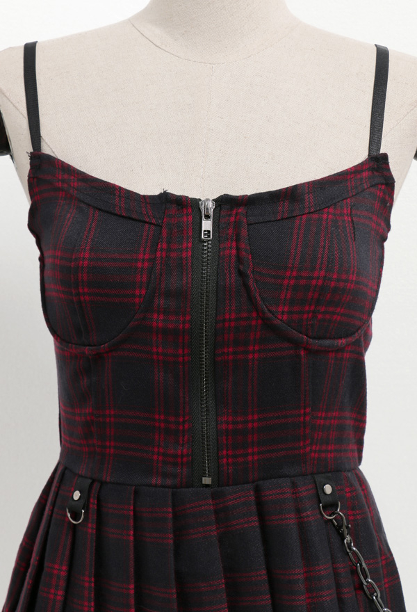 Women's Gothic Plaid Punk Dress E-girl Style Red Polyester Chain Decorated Pleated Sleeveless Mini Dress