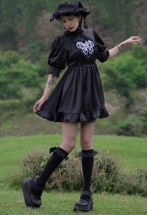 Gothic Punk Medusa Snake Heart Embroidery Dress Dark Style Polyester Cheongsam Collar Short Puff Sleeve Dress