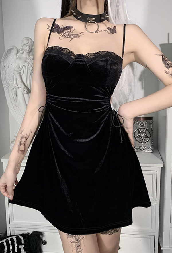 Gothic Vintage Party Suspender Dress Black Velvet Waist Lace-Up Patchwork A-line Mini Dress