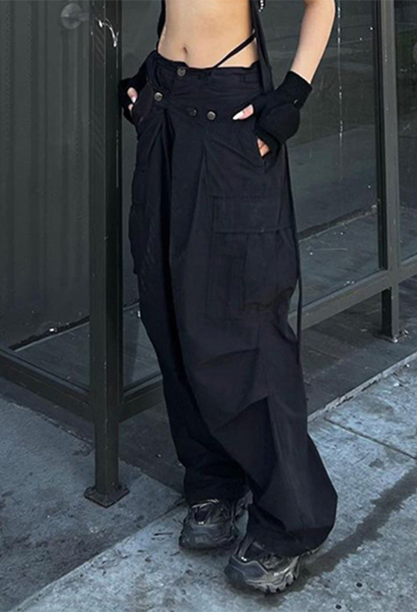 Women Grunge Black Buckles Decorated Y2K Oversize Cargo Pants Streetwear