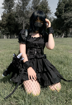 Gothic Lolita Dress in Retro Style Cotton Fabric Layered Dress