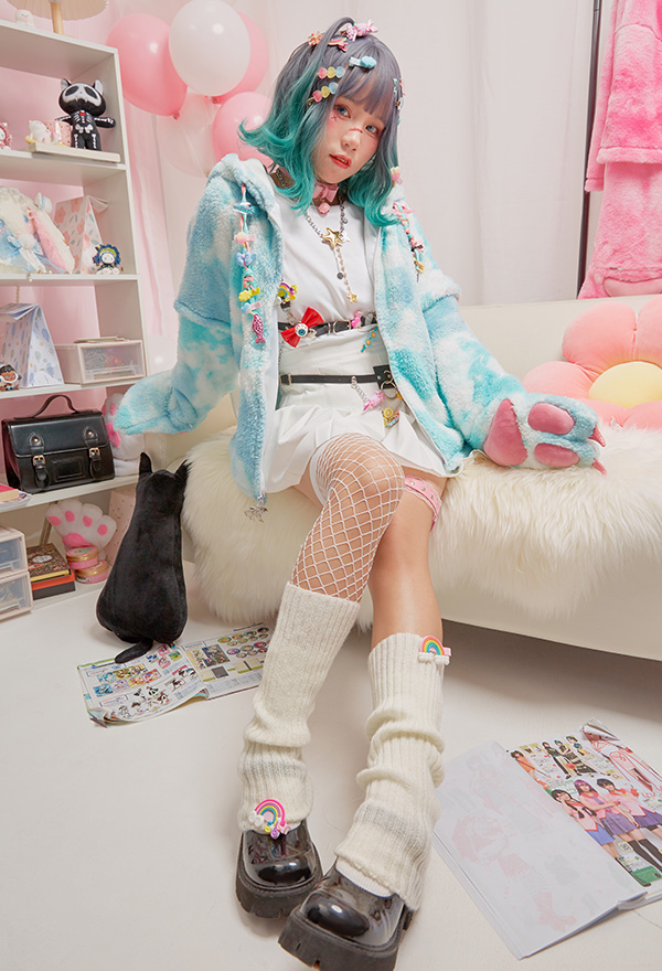 Psychedelic Cloud Women Cute Blue Plush Hoodie with Detachable Furry Cat Paw Bag