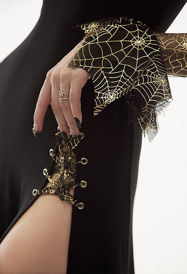 Nether Queen Gothic Vampire Spiderweb Pattern Sleeves High Split Wedding Dress