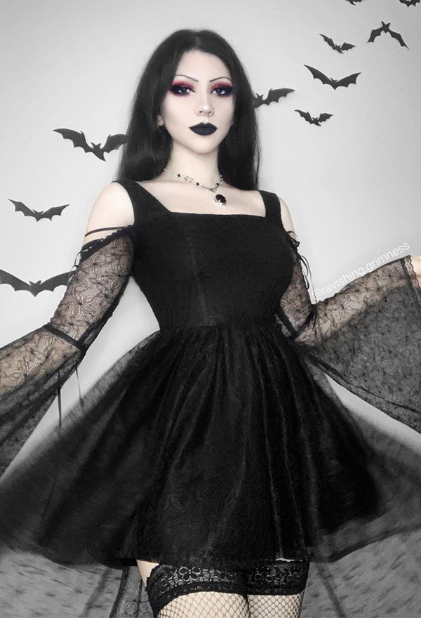 Halloween Dresses Gothic Spandex High-low Bell Sleeve Bridesmaid Dress Black Floral Sheer Lace Cold Shoulder Adjustable Back Wedding Gown