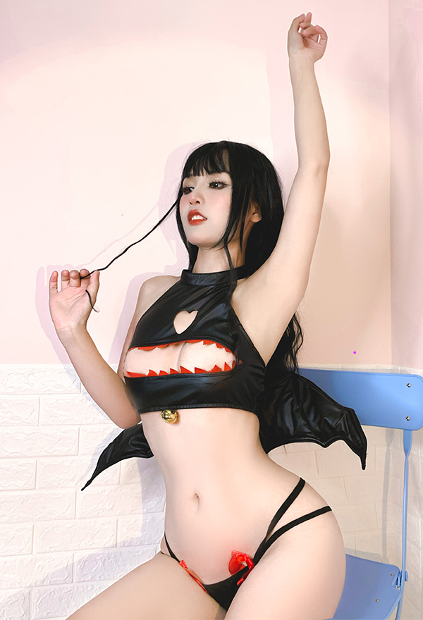 Woman Fashion Gothic Sexy Open Chest Two-Piece Lingerie Set Black PU Leather Devil Teeth Pattern Lingerie with Hair Ring and Bat Wings