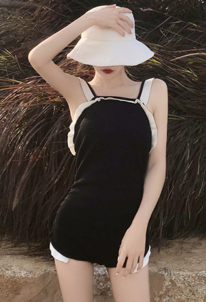 Cute Black Ruffled Sleeveless Back Hollow One Piece Swimsuit with Pads